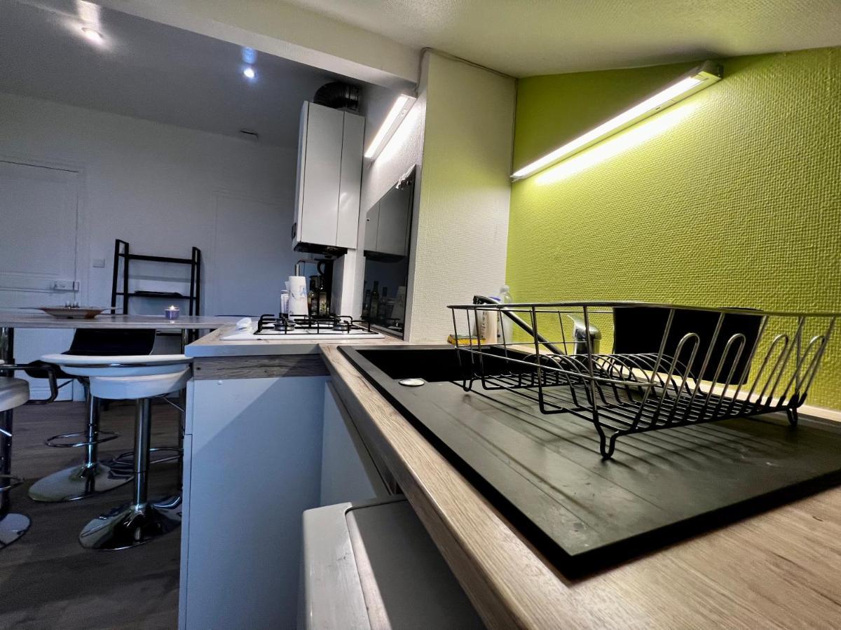 Appartement Esprit Cocooning / Secteur Centre / Netflix à Roanne Extérieur photo